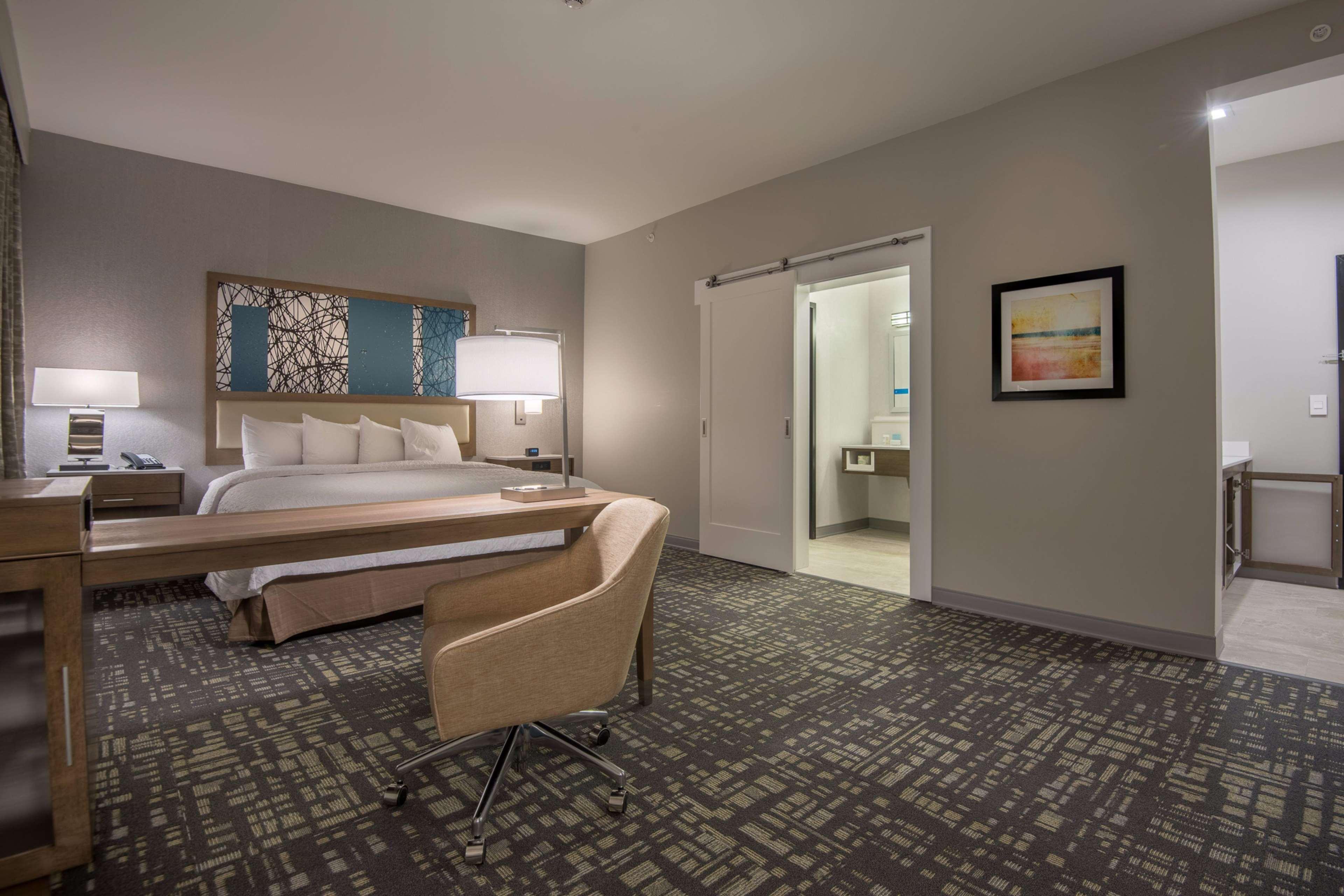 Hampton Inn & Suites Dallas-The Colony Εξωτερικό φωτογραφία